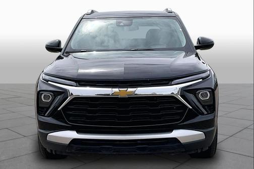 Mosaic Black Metallic 2025 Chevrolet Trailblazer LT