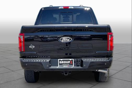 Agate Black Metallic 2026 Ford F-150 XLT