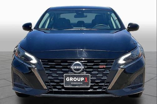 Super Black 2024 Nissan Altima 2.5 SR