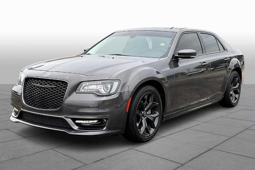 2022 Chrysler 300 Touring L