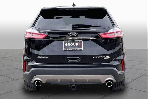 Agate Black 2020 Ford Edge Titanium