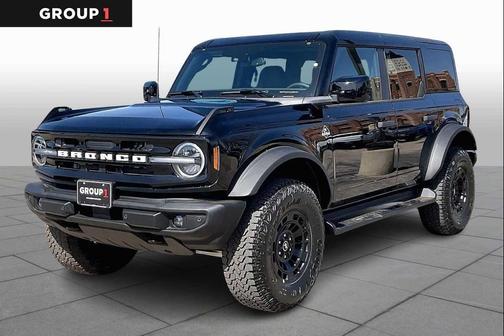 Black 2026 Ford Bronco Outer Banks
