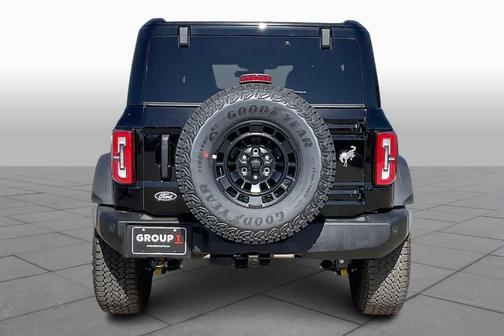 Black 2026 Ford Bronco Outer Banks