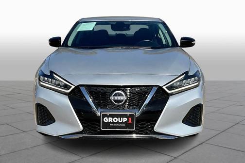 2023 Nissan Maxima SV