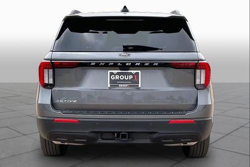 M7/CARBONIZED G 2026 Ford Explorer