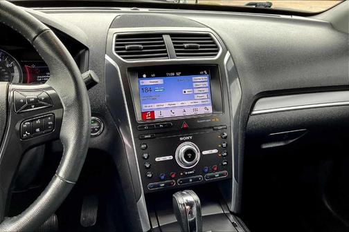 2019 Ford Explorer sport