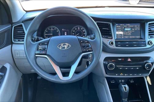 2018 Hyundai TUCSON SEL