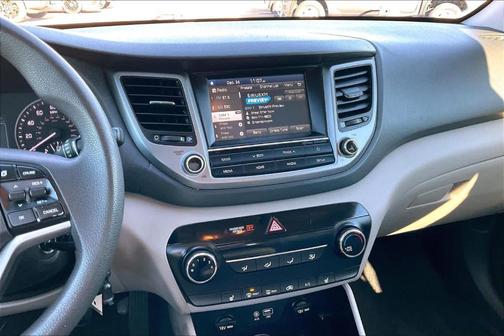 2018 Hyundai TUCSON SEL