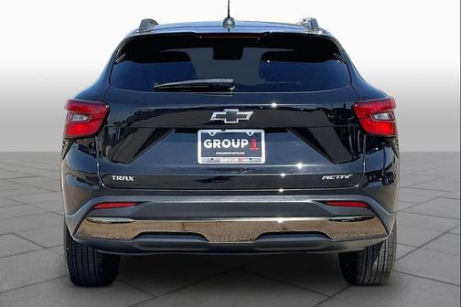 Mosaic Black Metallic 2024 Chevrolet Trax FWD ACTIV