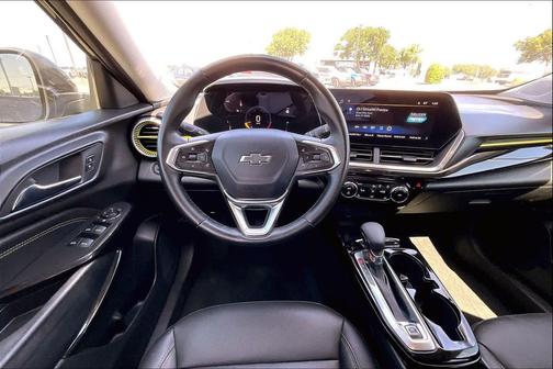 Mosaic Black Metallic 2024 Chevrolet Trax FWD ACTIV