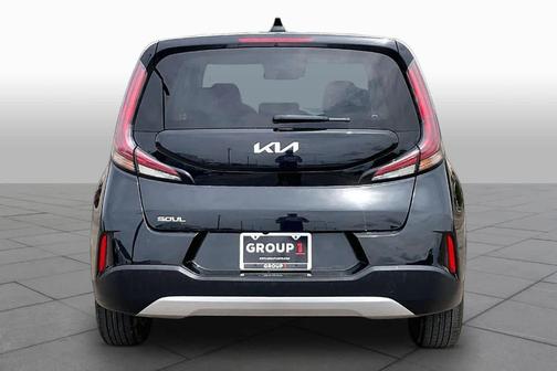 Fusion Orange 2024 Kia Soul LX
