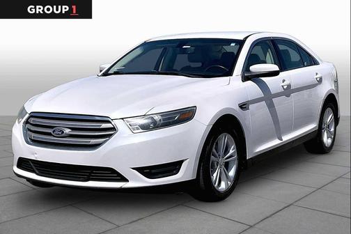 White Platinum Metallic Tri-Coat 2015 Ford Taurus SEL