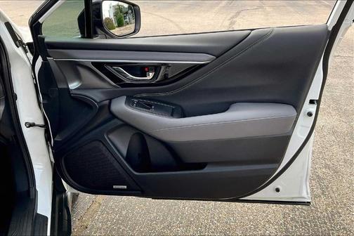 2025 Subaru Outback Onyx Edition XT
