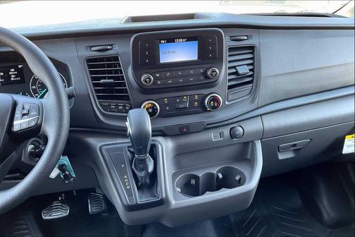 YZ/OXFORD WHITE 2025 Ford Transit-250 Base