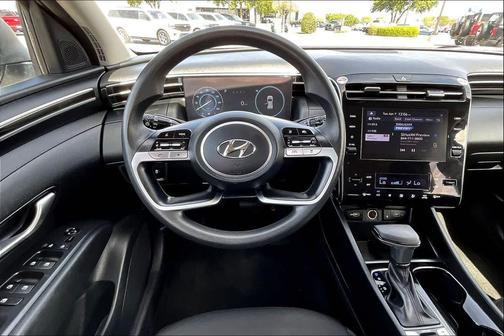 White Pearl 2024 Hyundai TUCSON SEL
