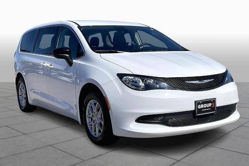 2024 Chrysler Voyager LX
