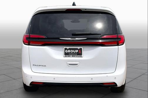 Bright White Clearcoat 2023 Chrysler Pacifica Touring-L