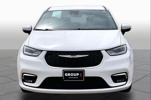 Bright White Clearcoat 2023 Chrysler Pacifica Touring-L