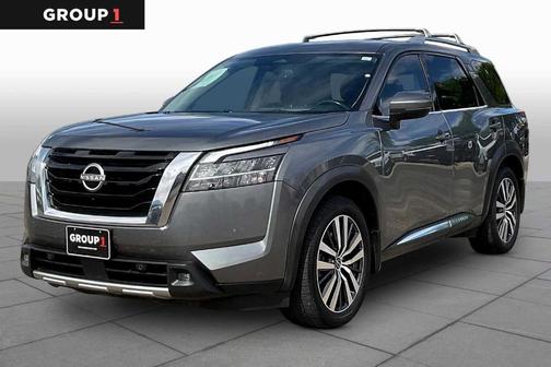 Gun Metallic 2022 Nissan Pathfinder Platinum