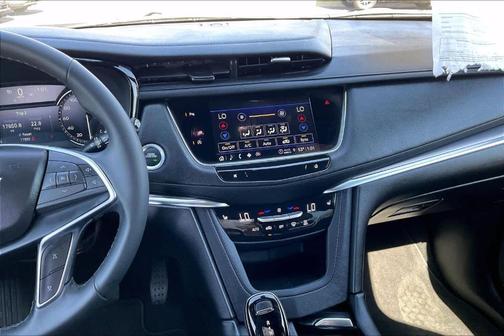 2024 Cadillac XT5 Luxury