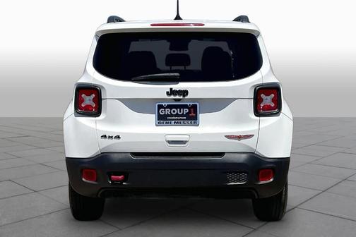 Alpine White Clearcoat 2023 Jeep Renegade Trailhawk