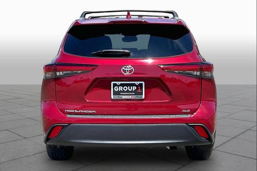 Ruby Flare Pearl 2023 Toyota Highlander XLE