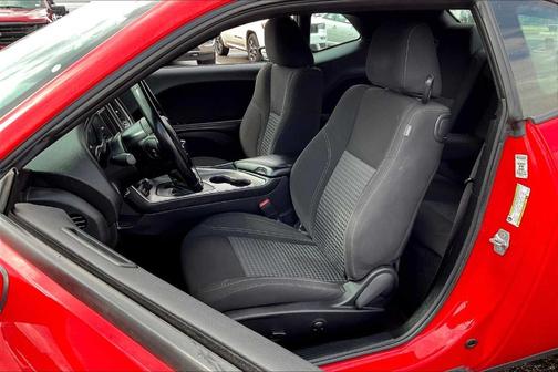 2022 Dodge Challenger SXT