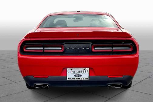 2022 Dodge Challenger SXT