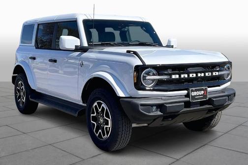 2026 Ford Bronco Outer Banks