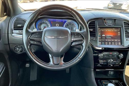 2022 Chrysler 300 S