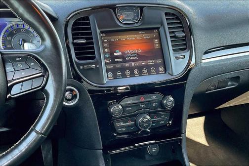 2022 Chrysler 300 S