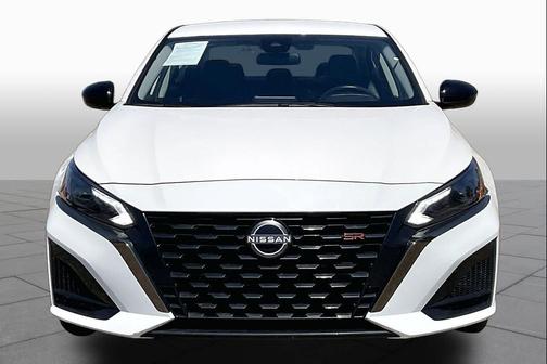 Glacier White 2025 Nissan Altima SR FWD