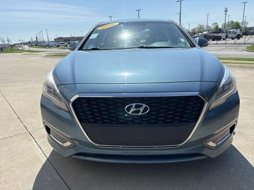 2016 Hyundai SONATA Hybrid SE