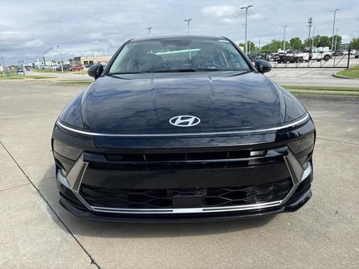 2025 Hyundai SONATA Hybrid SE