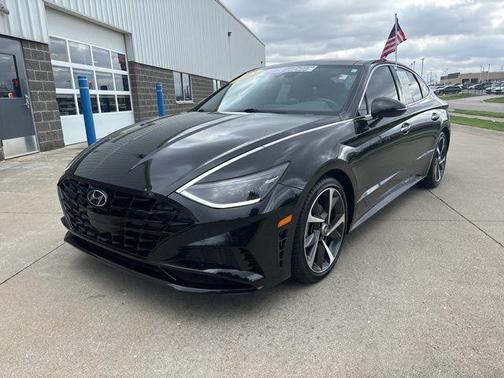 Onyx Black 2023 Hyundai SONATA SEL Plus