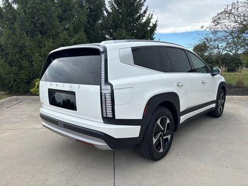 2026 Hyundai IONIQ 9 S