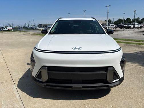 Atlas White 2026 Hyundai KONA SEL Sport