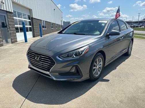 2018 Hyundai SONATA SE