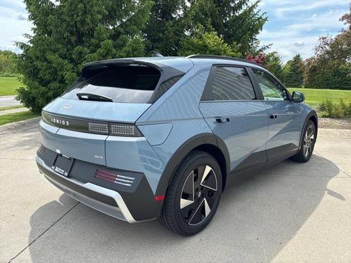 2025 Hyundai IONIQ 5 SEL