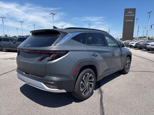 Ecotronic Gray Matte 2025 Hyundai TUCSON Limited