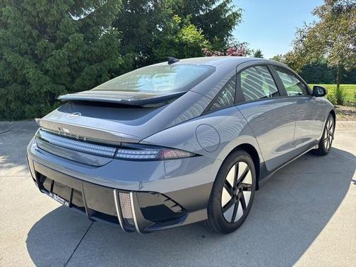 2025 Hyundai IONIQ 6 SE