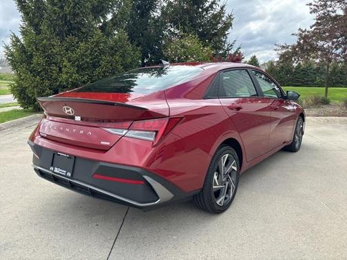 2025 Hyundai ELANTRA Sport