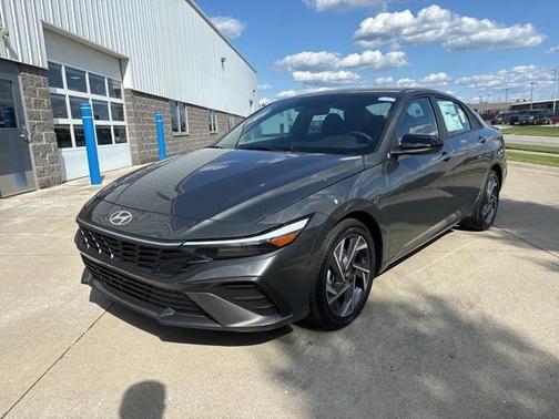 2025 Hyundai ELANTRA Sport