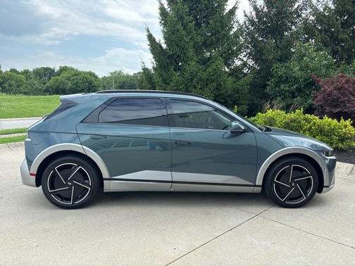 2025 Hyundai IONIQ 5 Limited