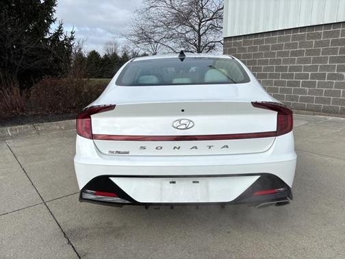 2023 Hyundai SONATA SEL