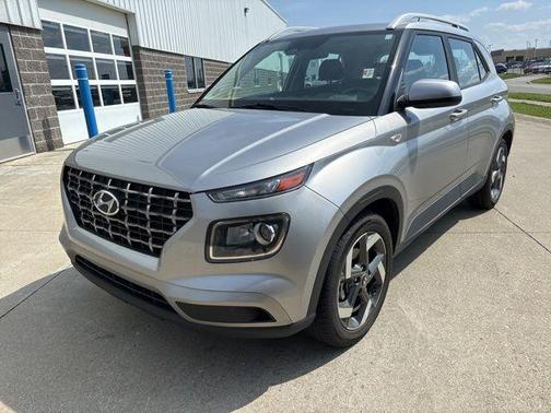 2023 Hyundai VENUE SEL