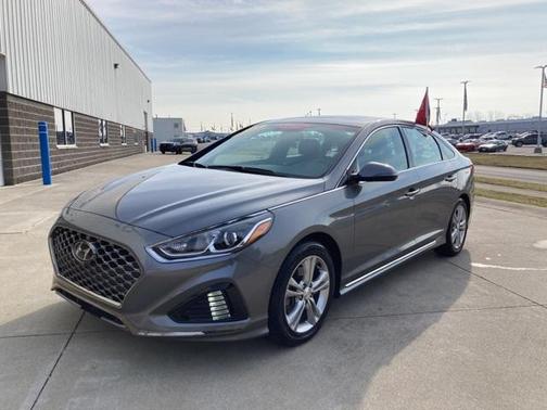 2018 Hyundai SONATA Sport