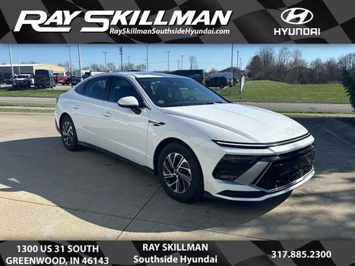 2026 Hyundai SONATA Hybrid Base