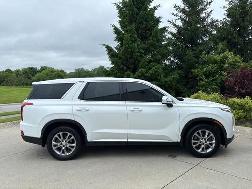 2022 Hyundai PALISADE SE