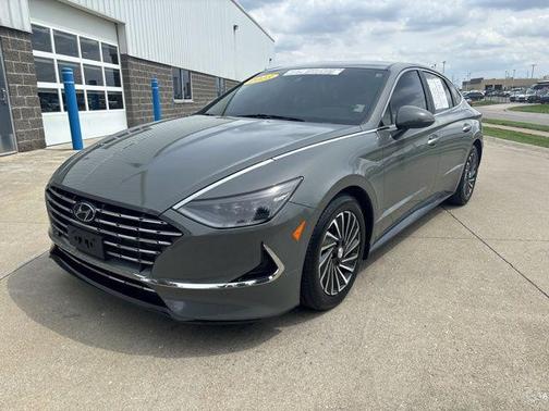 2023 Hyundai SONATA Hybrid SE